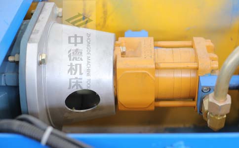 ZDPK-10025采用國(guó)內(nèi)一流品牌電機(jī)及油泵，動(dòng)力強(qiáng)勁，噪音低.jpg